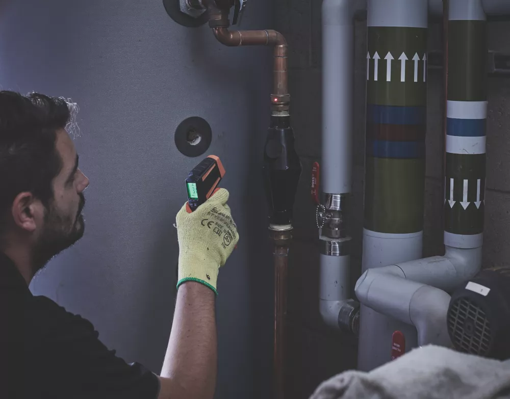 Magnusson IM23 Infrared Non-Contact Digital Thermometer - Image 3