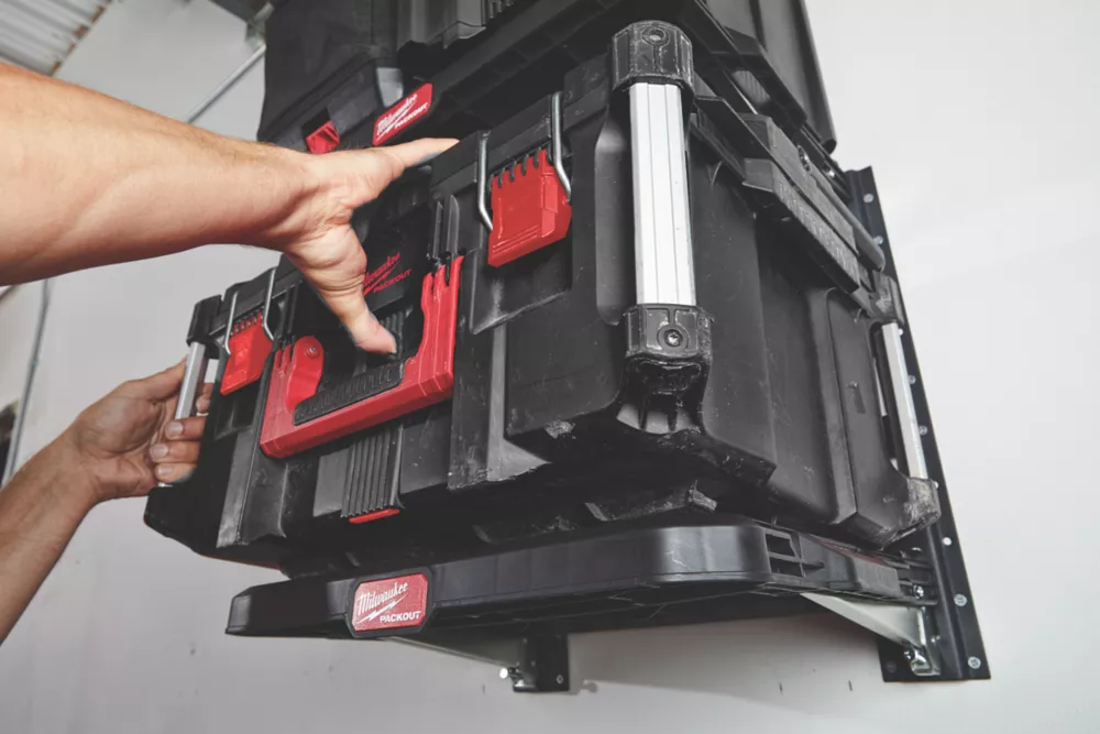 Milwaukee PACKOUT Single Racking Shelf 380 X 650mm - Image 4