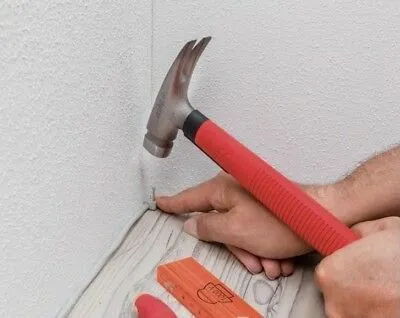 Wiha 42071 Electricians Compact Steel Claw Hammer With Ergonomic Handle 300g - Image 4