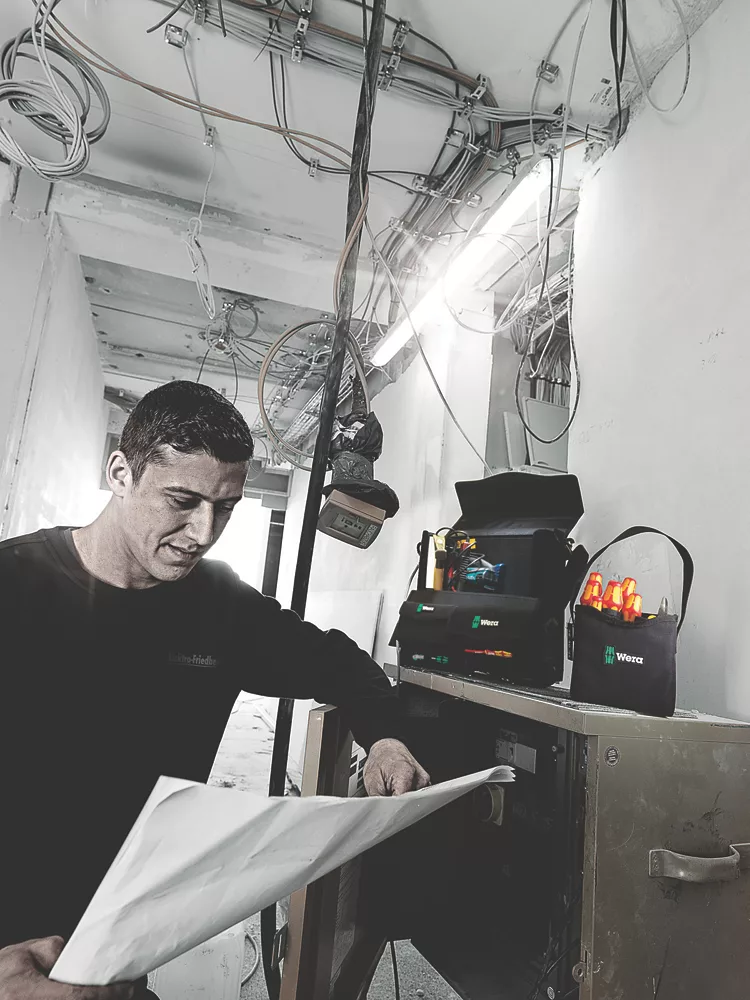 Wera 2go 4-Tool Quiver Tool Container 14.8" - Image 3