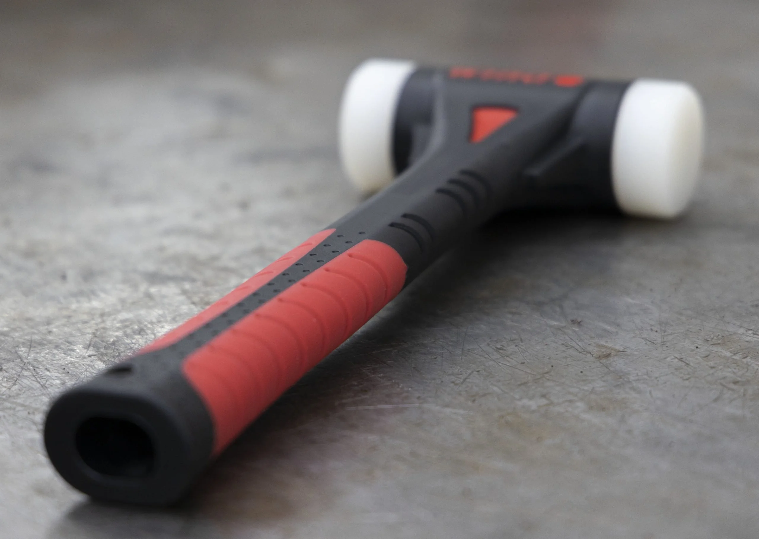 Wiha 44598 FibreBuzz® SB8041 Soft-Faced Dead Blow Hammer 40mm Dia - Image 3