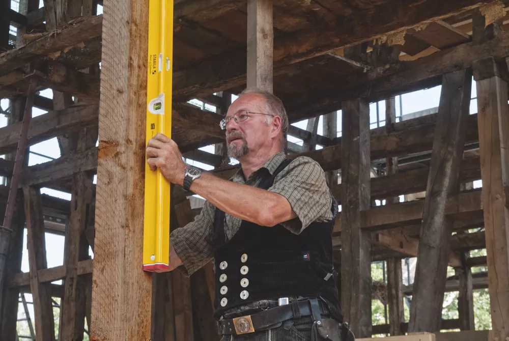 Stabila R-Type Spirit Level 48" (122cm) - Image 3