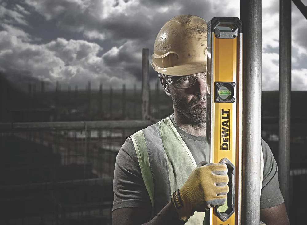 DeWalt Box Beam Level Set 3 Pieces - Image 4