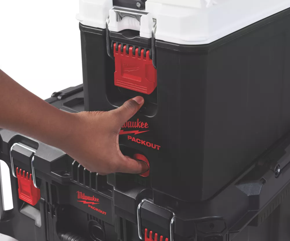 Milwaukee PACKOUT 15Ltr Hard Cooler - Image 4