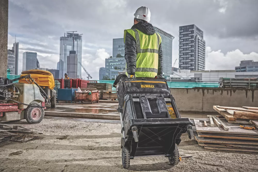 DeWalt TSTAK Soft Storage Tote 17.7" - Image 7